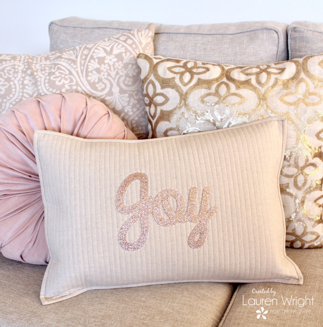 Christmas Joy Cushion for Thermoweb