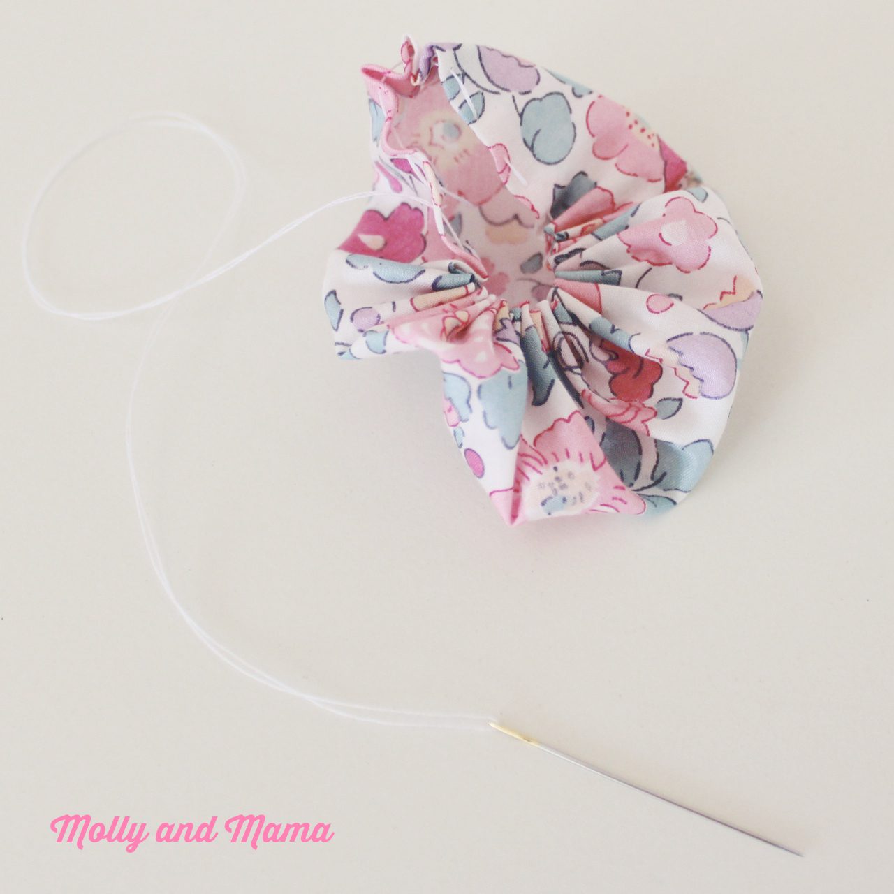 Make a fabric YoYo with Molly and Mama